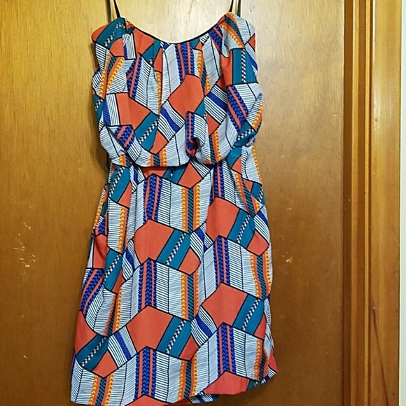 City Triangles Dresses & Skirts - Strapless print dress with pockets M